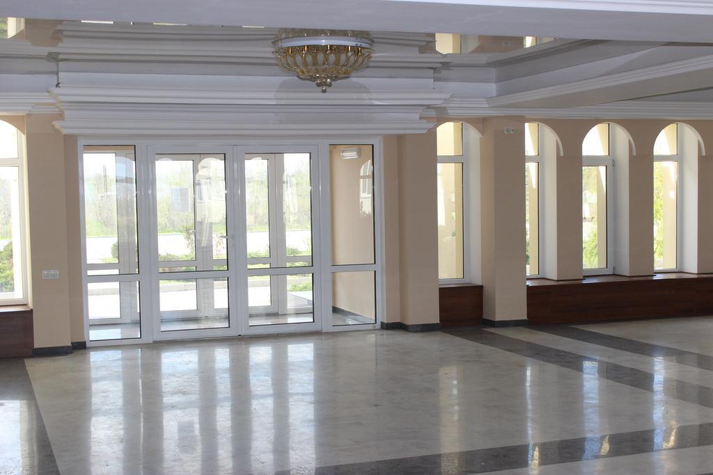 Hotel Promenad Bugaz Exterior foto