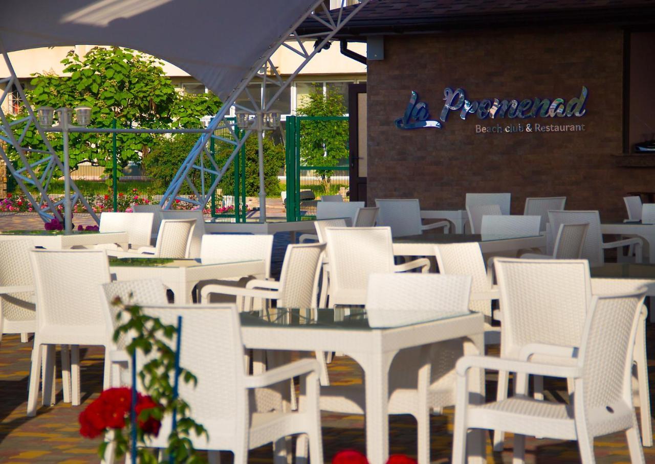 Hotel Promenad Bugaz Exterior foto