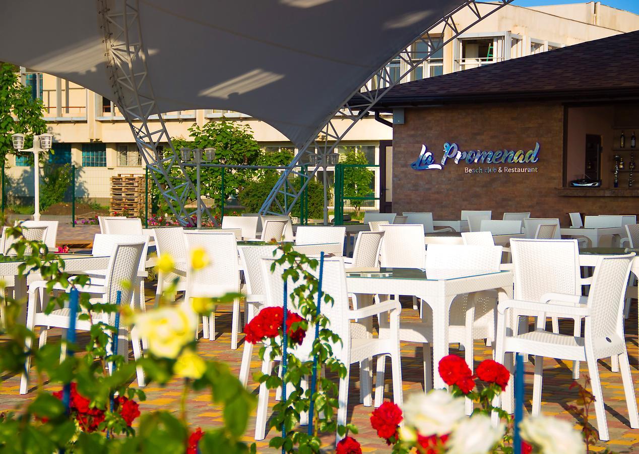 Hotel Promenad Bugaz Exterior foto